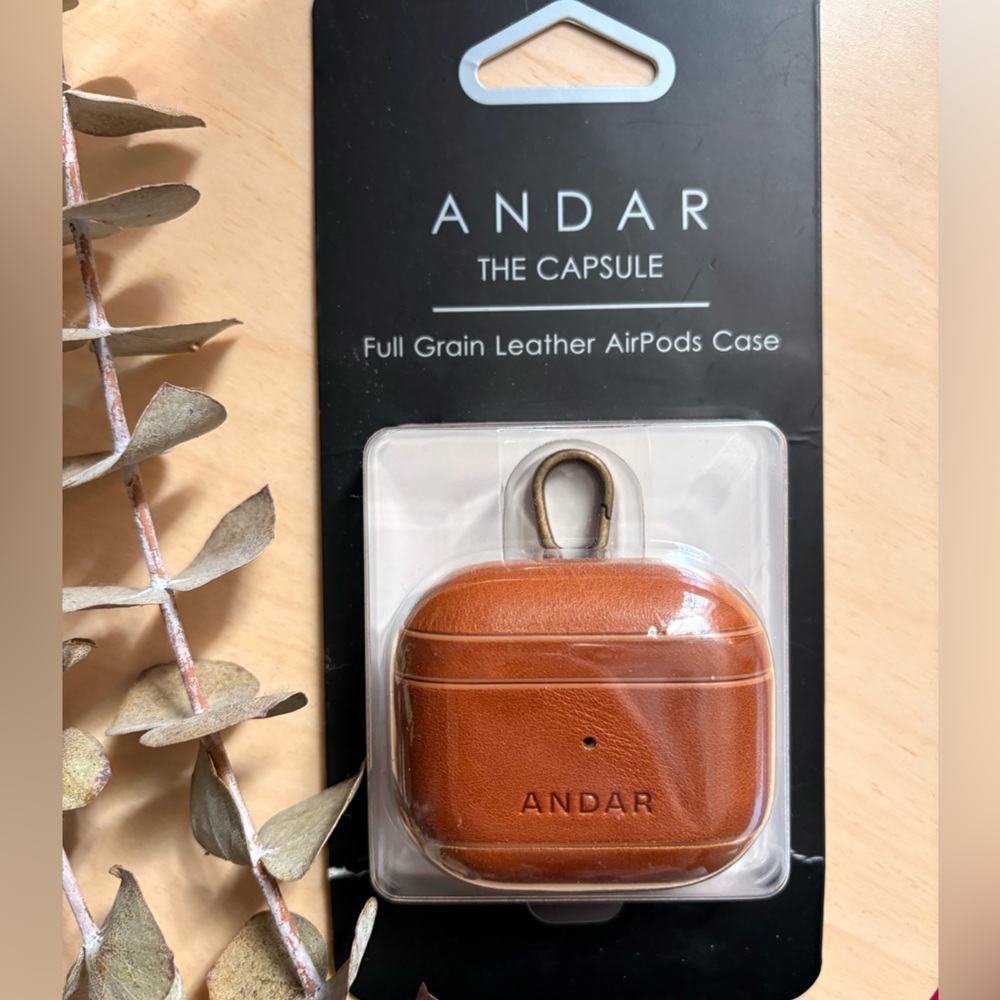 ANDAR Full Grain Leather AirPods Case – Brown